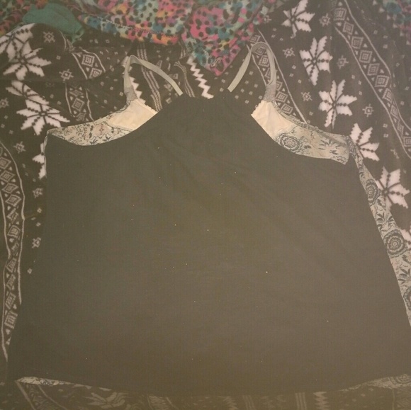Maurices light weight tank - Picture 3 of 3